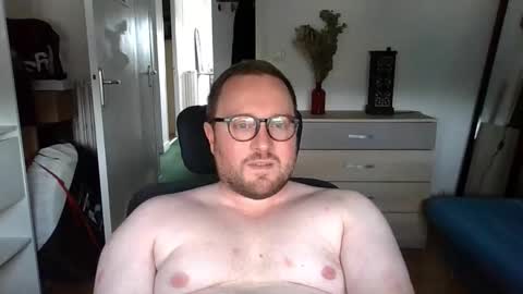 Snapshot of jeuneloup92 chatting on September 2025 03:23:01 PM jeuneloup92 online show from September 2025 03:23:01 PM