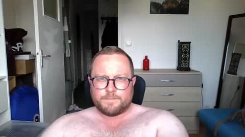 jeuneloup92 online show from June 2026 05:10:02 PM
