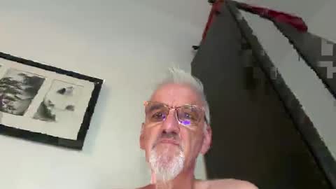 jewlronny online show from October 2025 02:36:01 PM