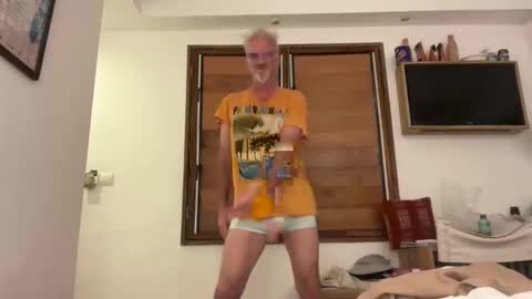 jewlronny online show from February 2026 08:54:01 PM