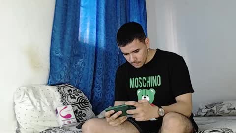 Snapshot of jeycob_happy97 chatting on December 2024 01:39:02 PM Juan David online show from December 2024 01:39:02 PM