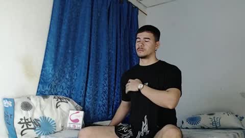 Snapshot of jeycob_happy97 chatting on January 2025 11:03:01 AM Juan David online show from January 2025 11:03:01 AM