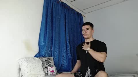 Snapshot of jeycob_happy97 chatting on February 2025 11:01:02 AM Juan David online show from February 2025 11:01:02 AM