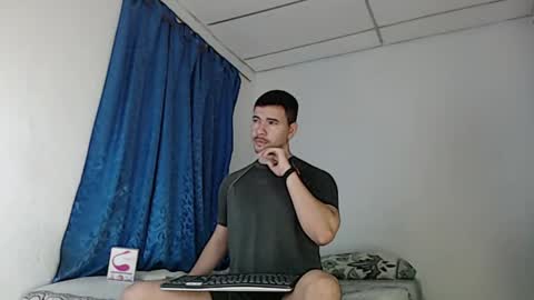 Snapshot of jeycob_happy97 chatting on March 2025 11:21:01 AM Juan David online show from March 2025 11:21:01 AM