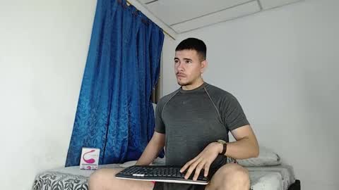 Snapshot of jeycob_happy97 chatting on September 2025 10:16:02 AM Juan David online show from September 2025 10:16:02 AM
