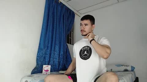 Snapshot of jeycob_happy97 chatting on October 2025 11:08:02 AM Juan David online show from October 2025 11:08:02 AM