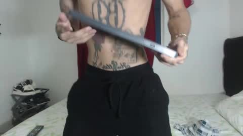 Snapshot of jeykob_23 chatting on January 2025 12:32:02 AM JEYKOB online show from January 2025 12:32:02 AM