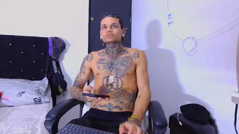 Snapshot of jeykob_23 chatting on November 2025 12:01:02 AM JEYKOB online show from November 2025 12:01:02 AM