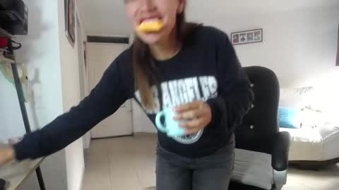 Camila online show from February 2026 07:09:01 PM