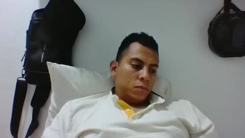 jhan1995 online show from September 2025 02:56:02 AM