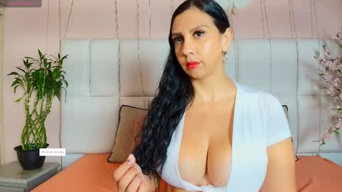 jhasly online show from February 2025 11:47:02 AM