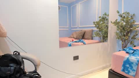 jhasly online show from October 2025 12:05:01 PM