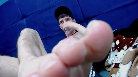 Jheampiero online show from September 2025 02:32:01 PM