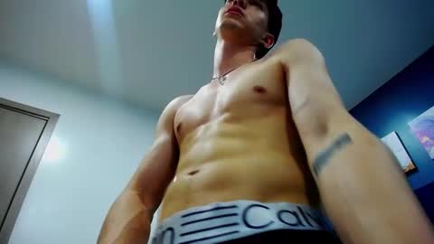 Jheampiero online show from October 2025 02:15:02 PM