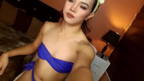 JHENA online show from November 2025 06:23:01 AM