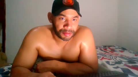 En moreno online show from November 2025 03:30:02 AM
