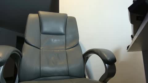 Jhoan Saenz online show from November 2025 11:26:01 PM