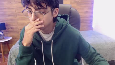 Snapshot of jhoellx chatting on January 2025 12:30:02 PM Jhoel online show from January 2025 12:30:02 PM