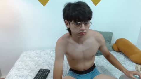 Snapshot of jhoellx chatting on January 2025 03:36:02 PM Jhoel online show from January 2025 03:36:02 PM