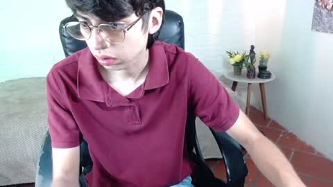 Snapshot of jhoellx chatting on January 2025 12:33:01 PM Jhoel online show from January 2025 12:33:01 PM