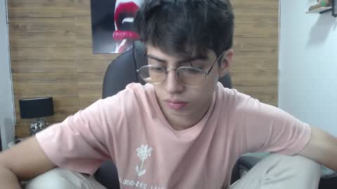 Snapshot of jhoellx chatting on January 2025 12:35:01 PM Jhoel online show from January 2025 12:35:01 PM