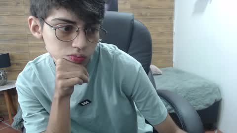 Snapshot of jhoellx chatting on January 2025 12:37:02 PM Jhoel online show from January 2025 12:37:02 PM