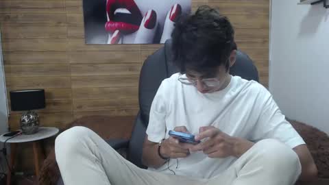 Snapshot of jhoellx chatting on March 2025 01:06:02 PM Jhoel online show from March 2025 01:06:02 PM