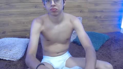 Snapshot of jhoellx chatting on March 2025 03:40:02 PM Jhoel online show from March 2025 03:40:02 PM