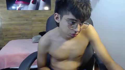 Snapshot of jhoellx chatting on September 2025 08:25:01 PM Jhoel online show from September 2025 08:25:01 PM