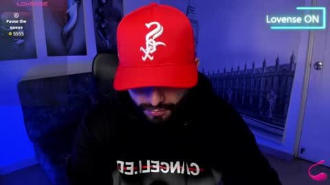 John Bear.... online show from October 2025 11:19:01 AM