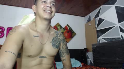 jhon tommy online show from February 2026 08:14:02 PM