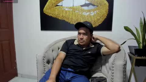 Snapshot of jhonatan_morales_s chatting on October 2025 01:28:01 AM jhonatan_morales_s online show from October 2025 01:28:01 AM