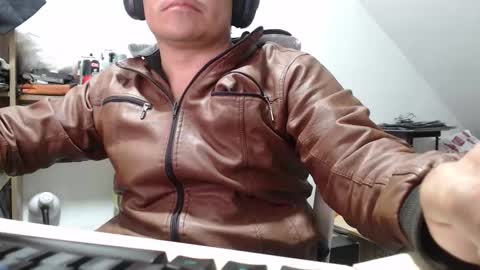 jhonatan_morales_s online show from November 2025 06:13:01 AM