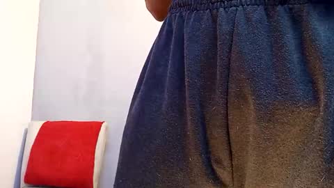 Snapshot of jhonny_thes28 chatting on November 2025 01:17:02 PM jhonny_thes28 online show from November 2025 01:17:02 PM