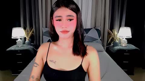 jhuliana_and_charles_room online show from September 2025 04:28:01 AM