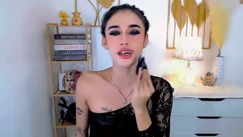 Snapshot of jhulianagrey chatting on December 2024 04:39:02 AM julie online show from December 2024 04:39:02 AM