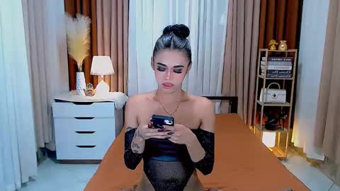 Snapshot of jhulianagrey chatting on January 2025 05:37:02 AM julie online show from January 2025 05:37:02 AM