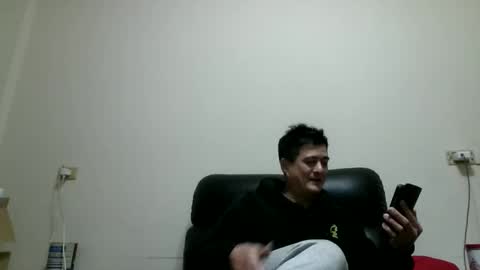 jhwozy online show from February 2025 04:00:02 PM