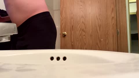 Snapshot of jibai582233 chatting on February 2025 05:25:01 AM bigdawgg online show from February 2025 05:25:01 AM