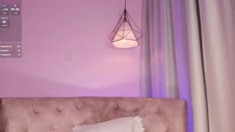 Jiggly online show from December 2024 06:43:02 AM