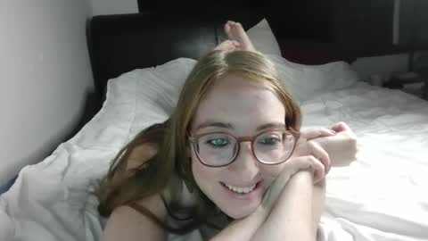Snapshot of jilliangiselle chatting on June 2026 04:46:01 AM jilliangiselle online show from June 2026 04:46:01 AM