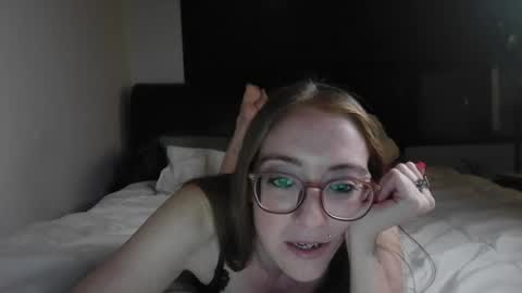 Snapshot of jilliangiselle chatting on July 2026 04:30:01 AM jilliangiselle online show from July 2026 04:30:01 AM