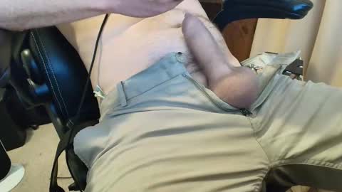 Snapshot of jim74122 chatting on November 2025 02:44:02 AM jim74122 online show from November 2025 02:44:02 AM