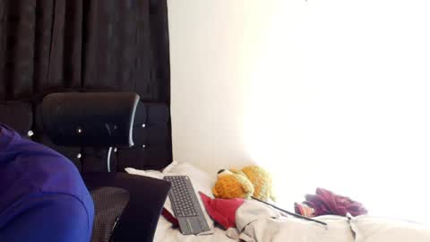 Snapshot of jimmy_classic chatting on May 2026 11:32:01 PM jimmy_classic online show from May 2026 11:32:01 PM