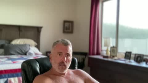 Snapshot of jimmyaaron chatting on September 2025 01:07:02 AM Dad of Three online show from September 2025 01:07:02 AM