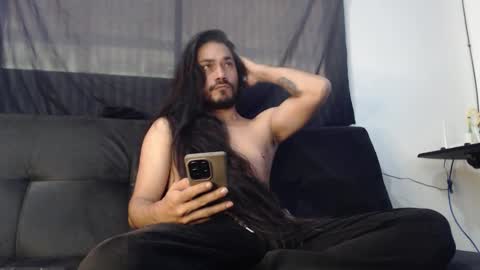 Snapshot of jin_woosex chatting on November 2025 08:22:02 PM jin_woosex online show from November 2025 08:22:02 PM