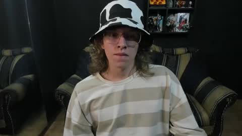 JinnBook online show from February 2025 05:26:02 AM