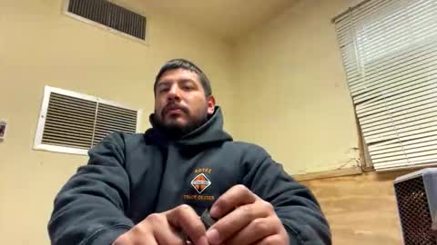 jjuarez5409 online show from February 2026 01:42:02 PM