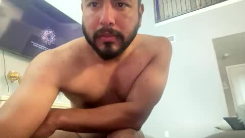jjuarez5409 online show from May 2026 05:42:01 PM