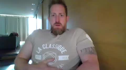 Snapshot of jmate13 chatting on October 2025 12:38:01 PM jmate13 online show from October 2025 12:38:01 PM